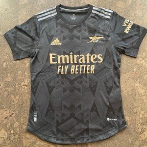 Arsenal Away Medium player version jersey
